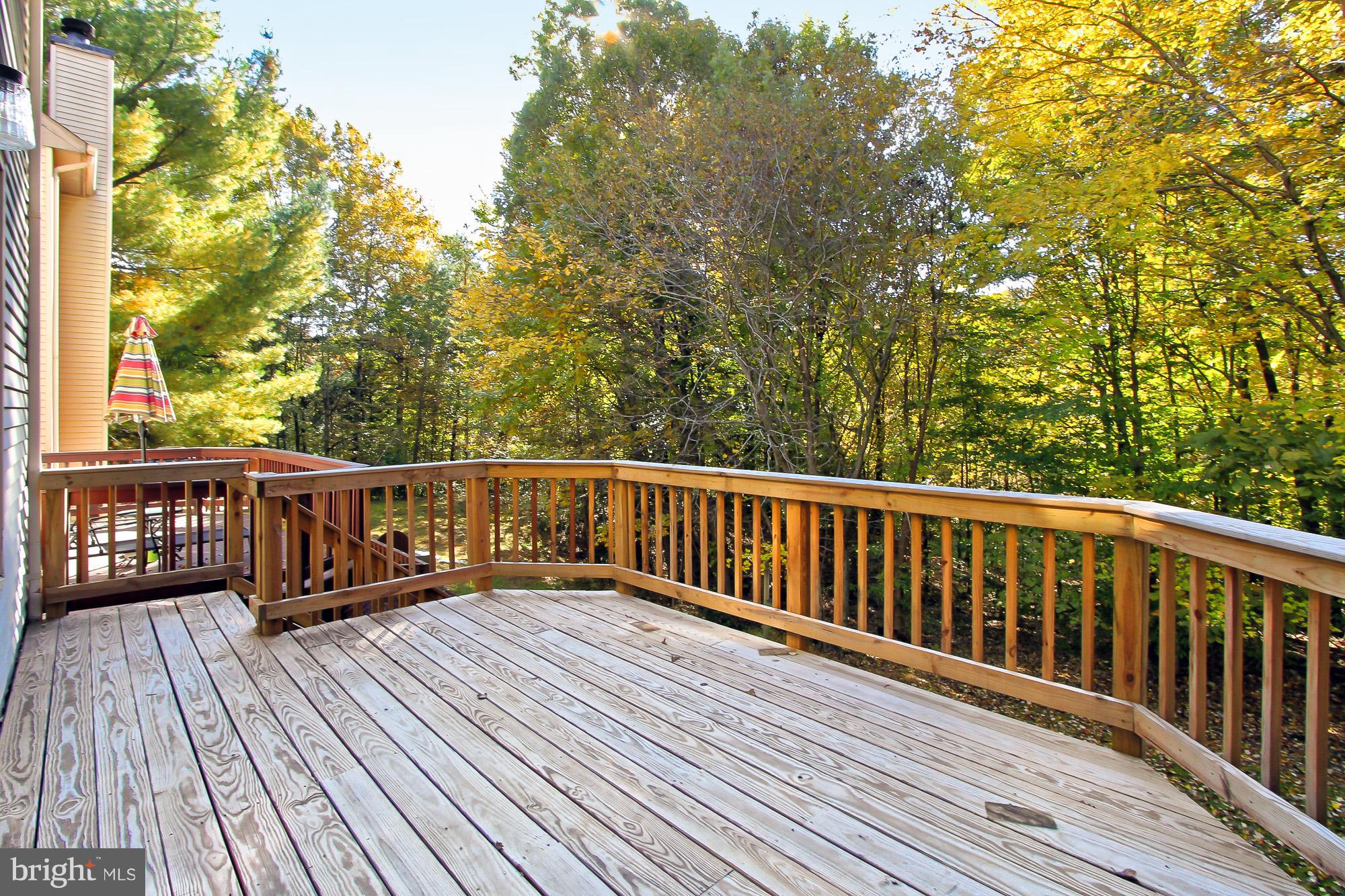 8705 Stone Hill Place Springfield, VA 22153 - Photo 27 of 30 Custom Deck