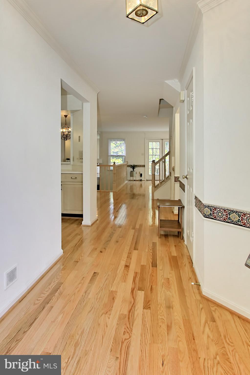8705 Stone Hill Place Springfield, VA 22153 - Photo 4 of 30 Foyer