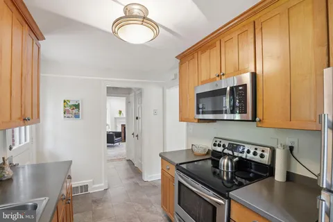 $799,000 | 9601 Bruce Drive, Silver Spring, MD 20901