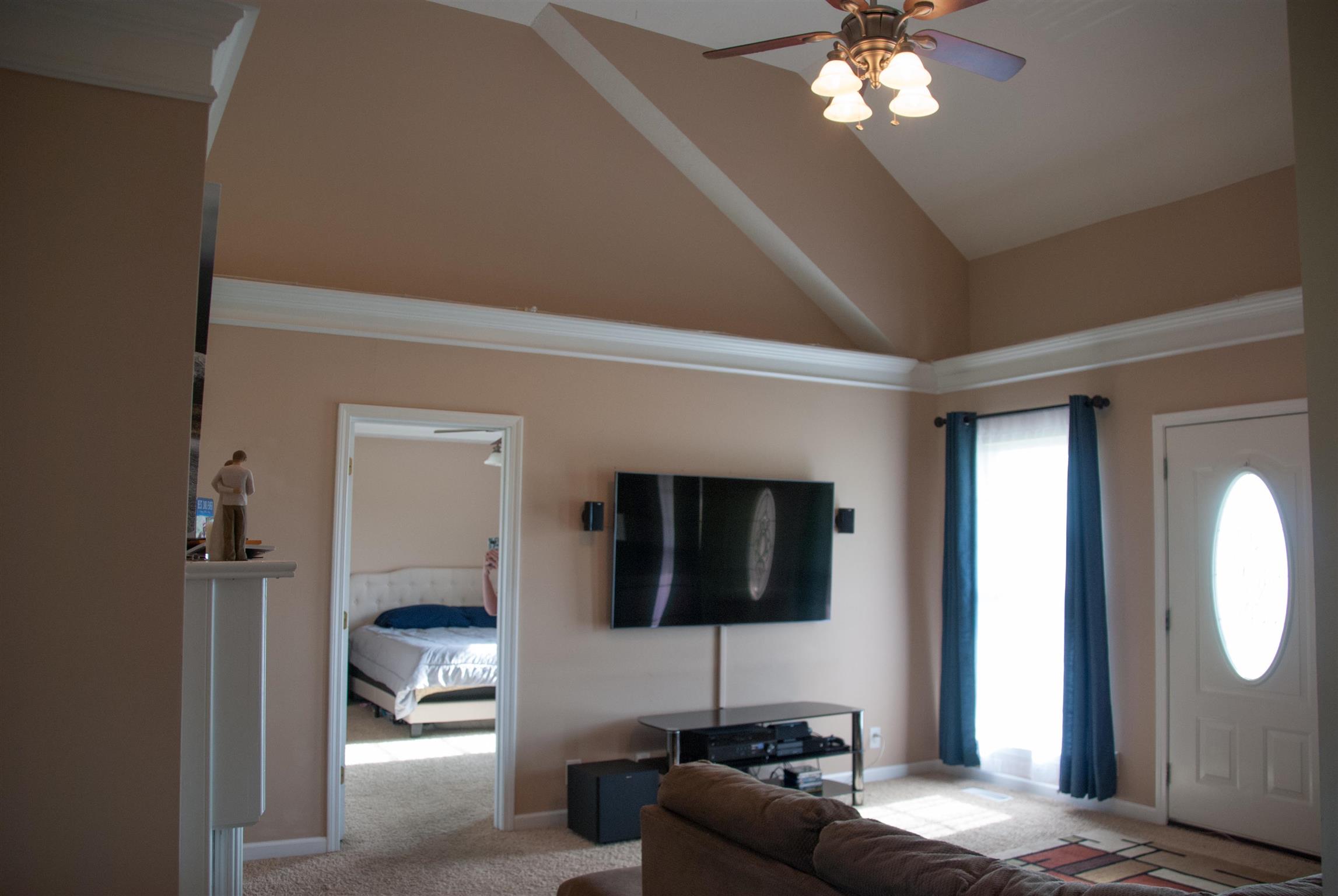718 Lear Road Portland, TN 37148 - Photo 5 of 17 a living room with furniture and a flat screen tv