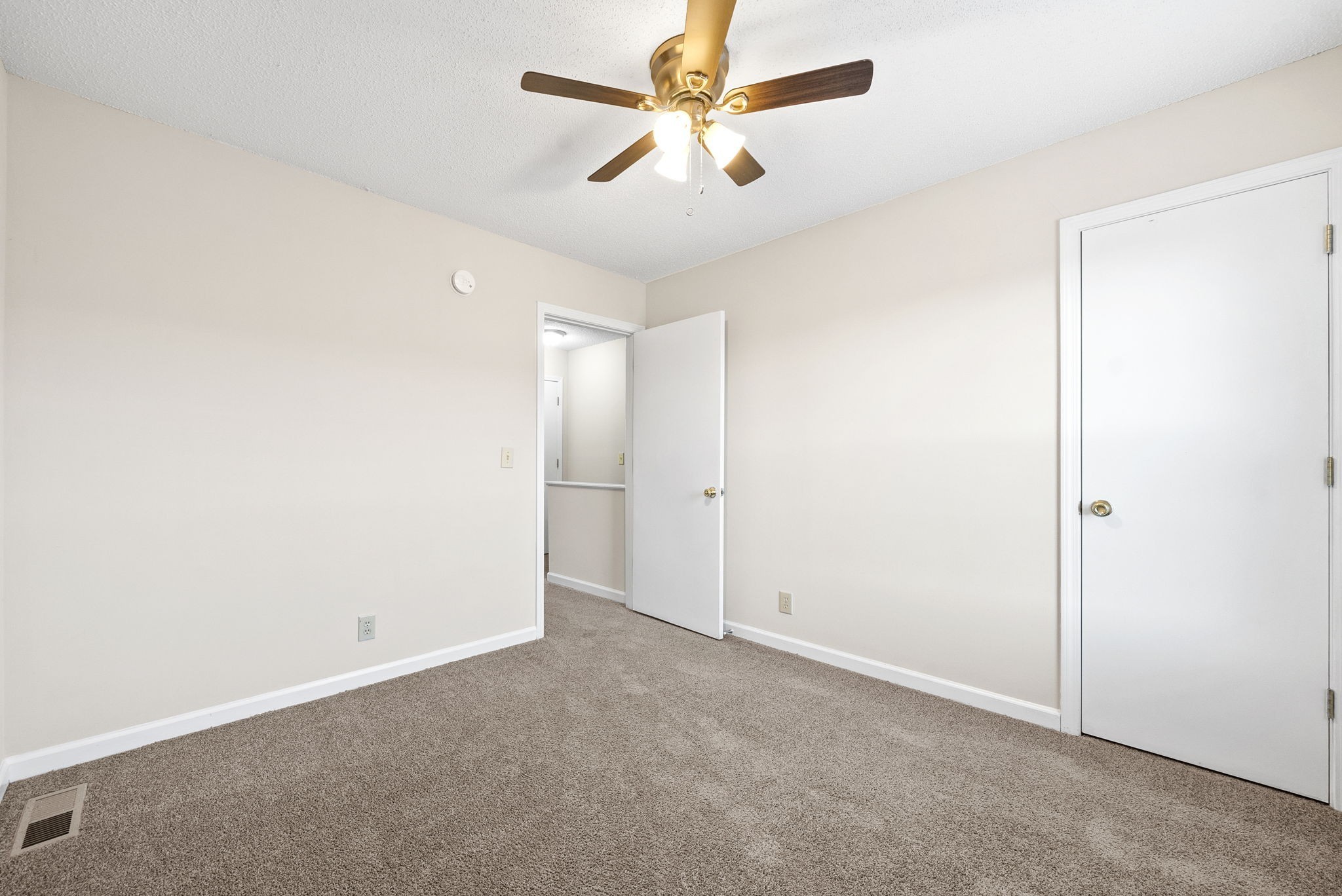 2303 Raleigh Court, Unit 5 Clarksville, TN 37043 - Photo 21 of 24