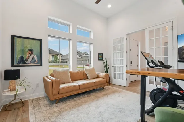 $799,900 | 561 Eclipse Drive, Austin, TX 78737