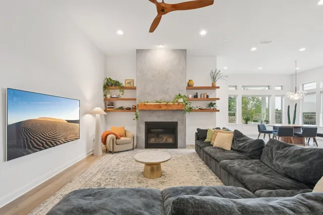 $799,900 | 561 Eclipse Drive, Austin, TX 78737