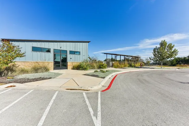 $799,900 | 561 Eclipse Drive, Austin, TX 78737