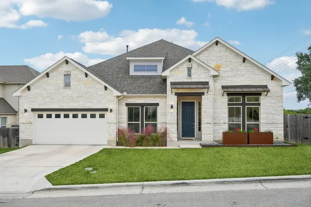 $799,900 | 561 Eclipse Drive, Austin, TX 78737