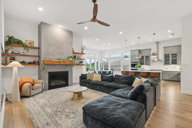 $799,900 | 561 Eclipse Drive, Austin, TX 78737