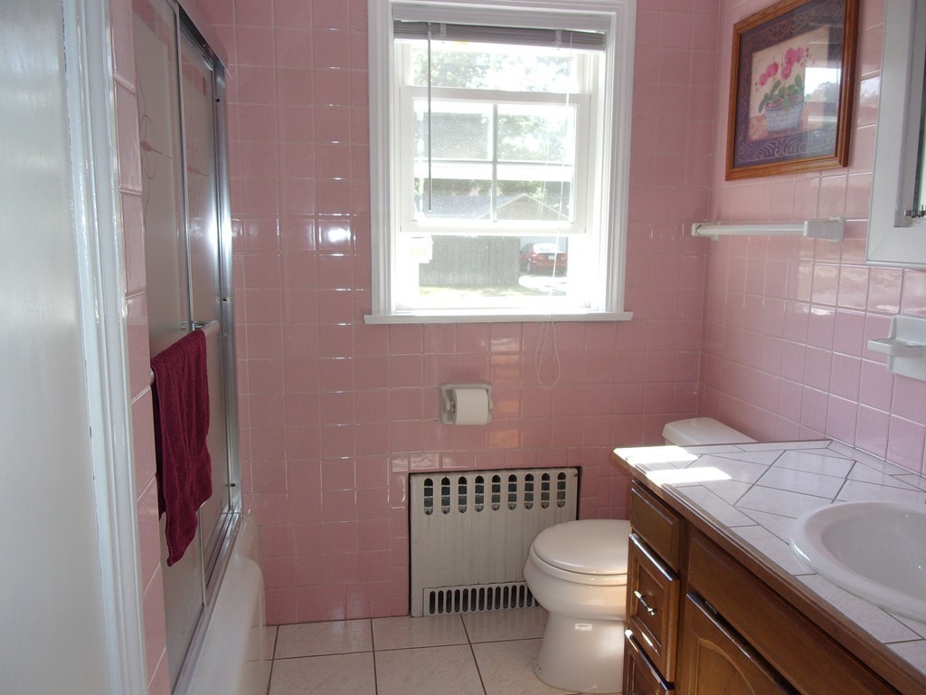 7 Dana Street Springfield, MA 01104 - Photo 20 of 30 Gallery Image 20