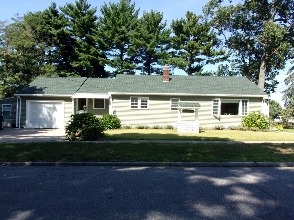 7 Dana Street Springfield, MA 01104 - Photo 2 of 30 Gallery Image 2