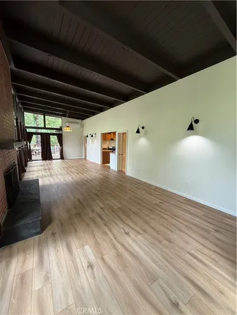 $1,950 | 16498 Cobb Boulevard, Cobb, CA 95426