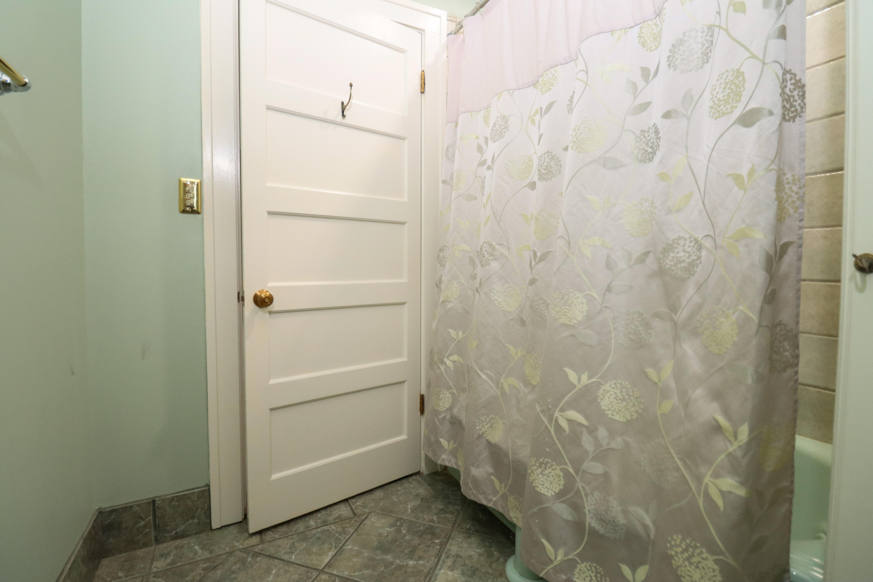 116 10th Street Racine, WI 53403 - Photo 37 of 44 116 10th St Racine