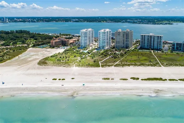 $5,500 | 1180 Gulf Boulevard, Unit 2204, Clearwater Beach, FL 33767