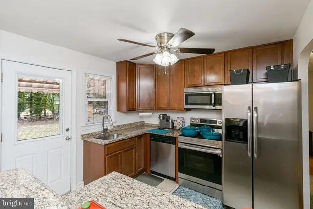 $425,000 | 7211 Beltz Drive, District Heights, MD 20747