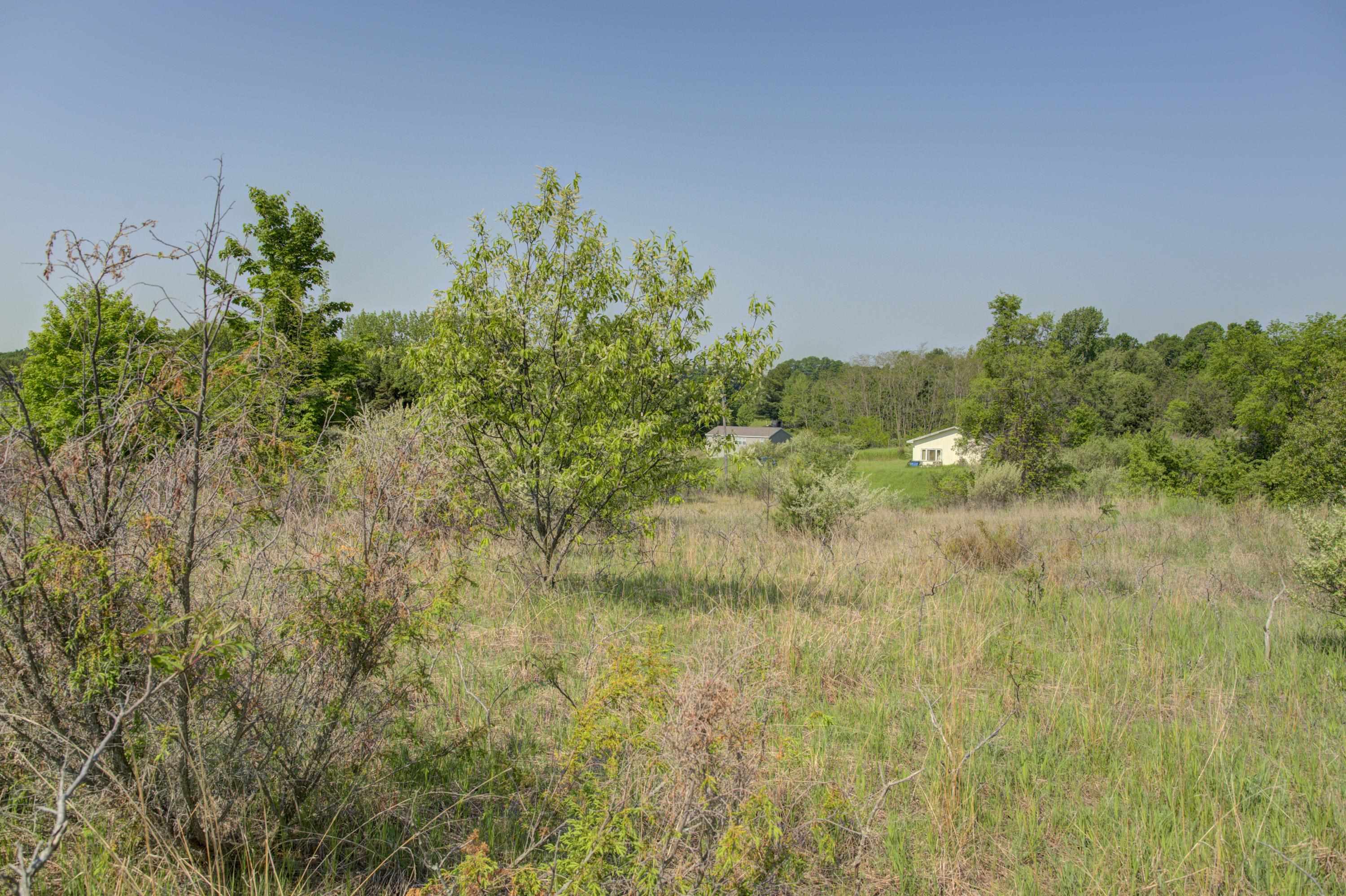 10882 Craig Road Traverse City, MI 49686 - Photo 36 of 49 Gallery Image 36