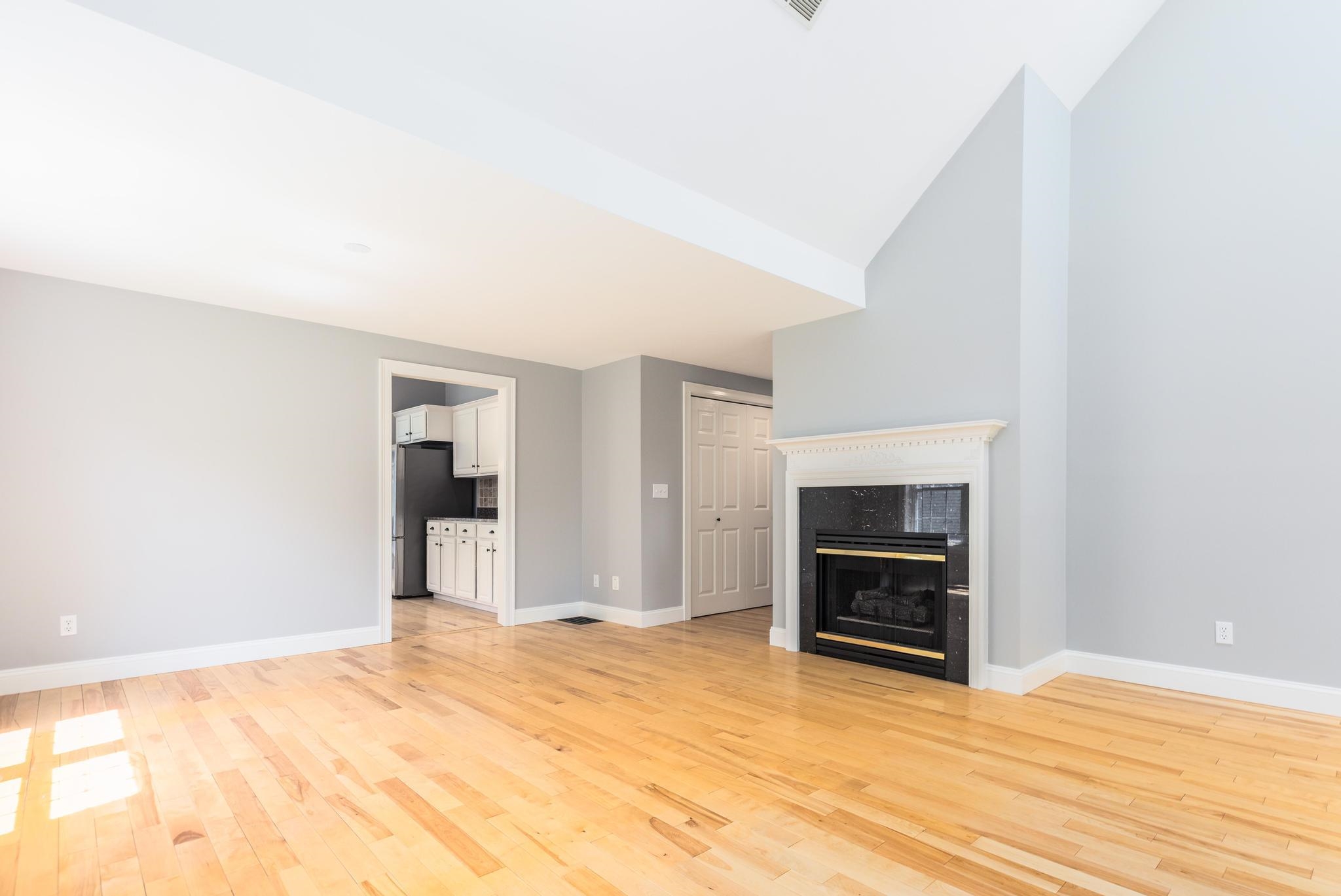 38 Hampton Meadows Hampton, NH 03842 - Photo 6 of 23