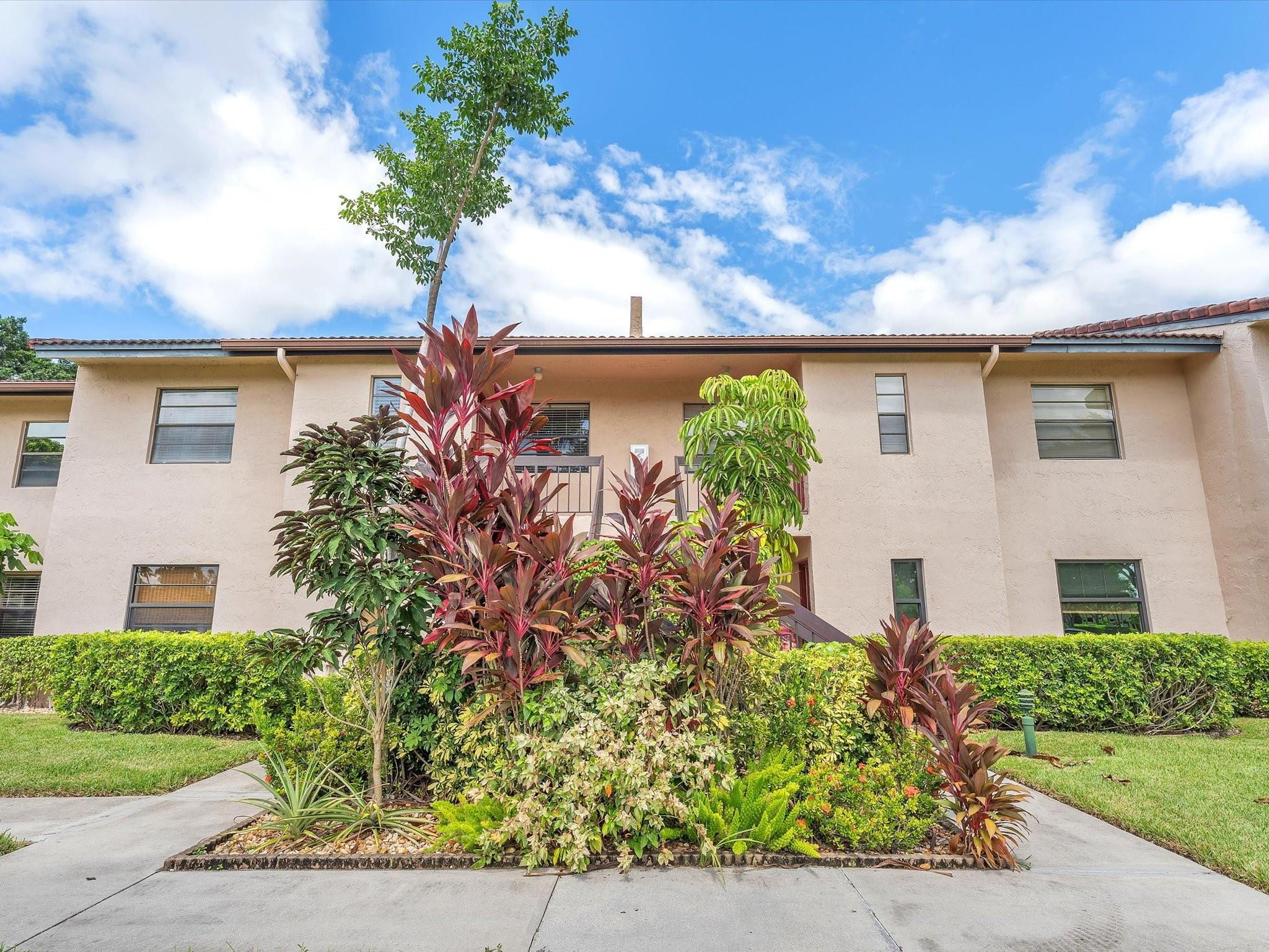 9290 Vista Del Lago, Unit E Boca Raton, FL 33428 - Photo 35 of 39 Building 11
