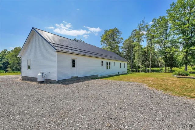 $324,900 | 11775 Lapp Road, Hume, NY 14735