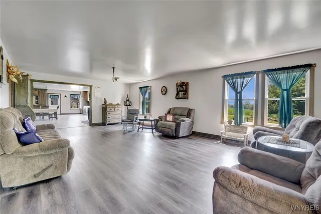 $324,900 | 11775 Lapp Road, Hume, NY 14735