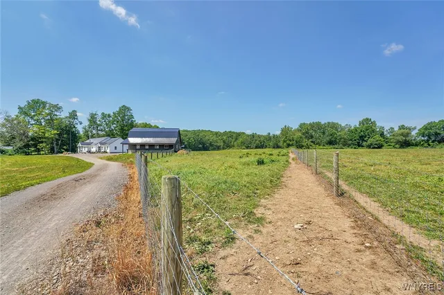 $324,900 | 11775 Lapp Road, Hume, NY 14735