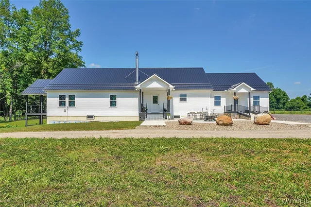 $324,900 | 11775 Lapp Road, Hume, NY 14735