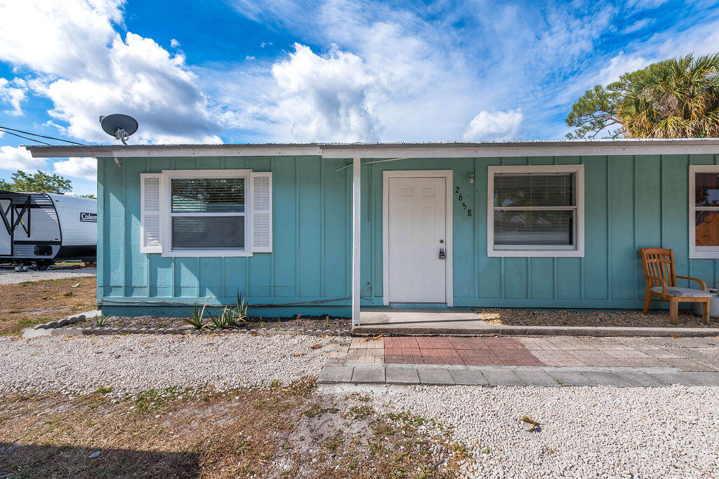 2658 Southeast Amherst Street Stuart, FL 34997 - Photo 14 of 17 2658SEAmherstSt.Stuart-21