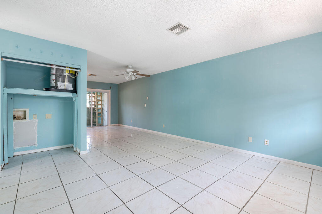2658 Southeast Amherst Street Stuart, FL 34997 - Photo 5 of 17 2658SEAmherstSt.Stuart-2