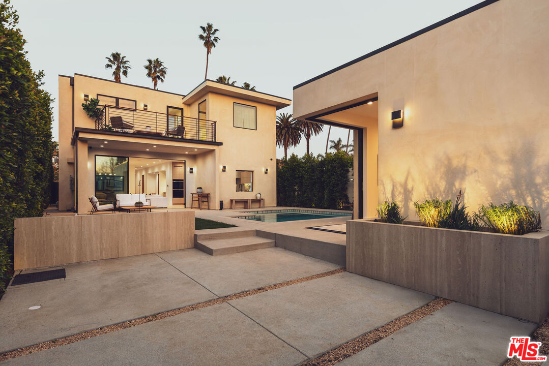 2115 Walnut Avenue Venice, CA 90291 - Photo 43 of 43