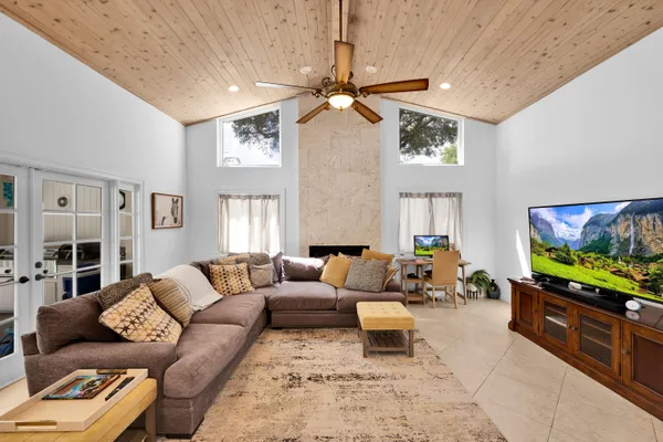 $9,500 | 4320 St Charles Way, Boca Raton, FL 33434