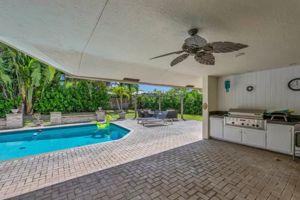 $9,500 | 4320 St Charles Way, Boca Raton, FL 33434