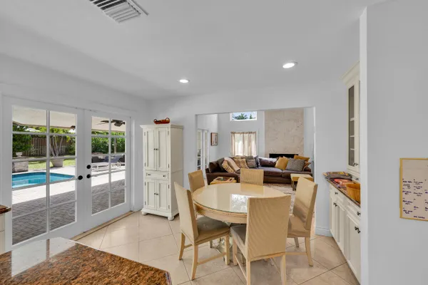 $9,500 | 4320 St Charles Way, Boca Raton, FL 33434