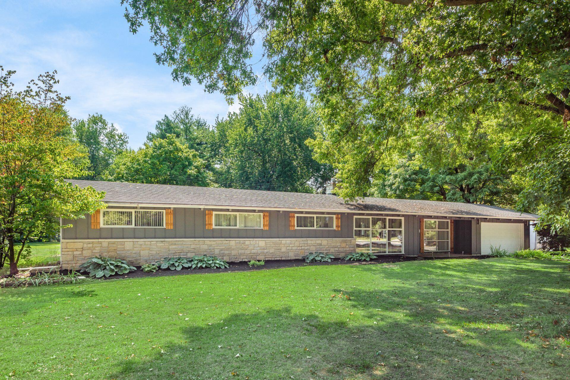 3495 Fishinger Rd