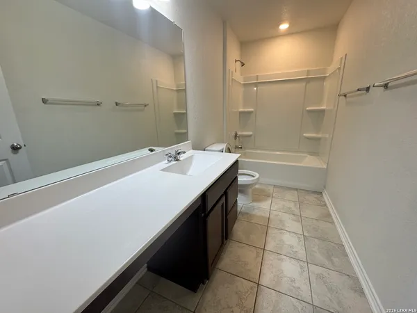 $2,650 | 2072 Oxbow Circle, New Braunfels, TX 78130