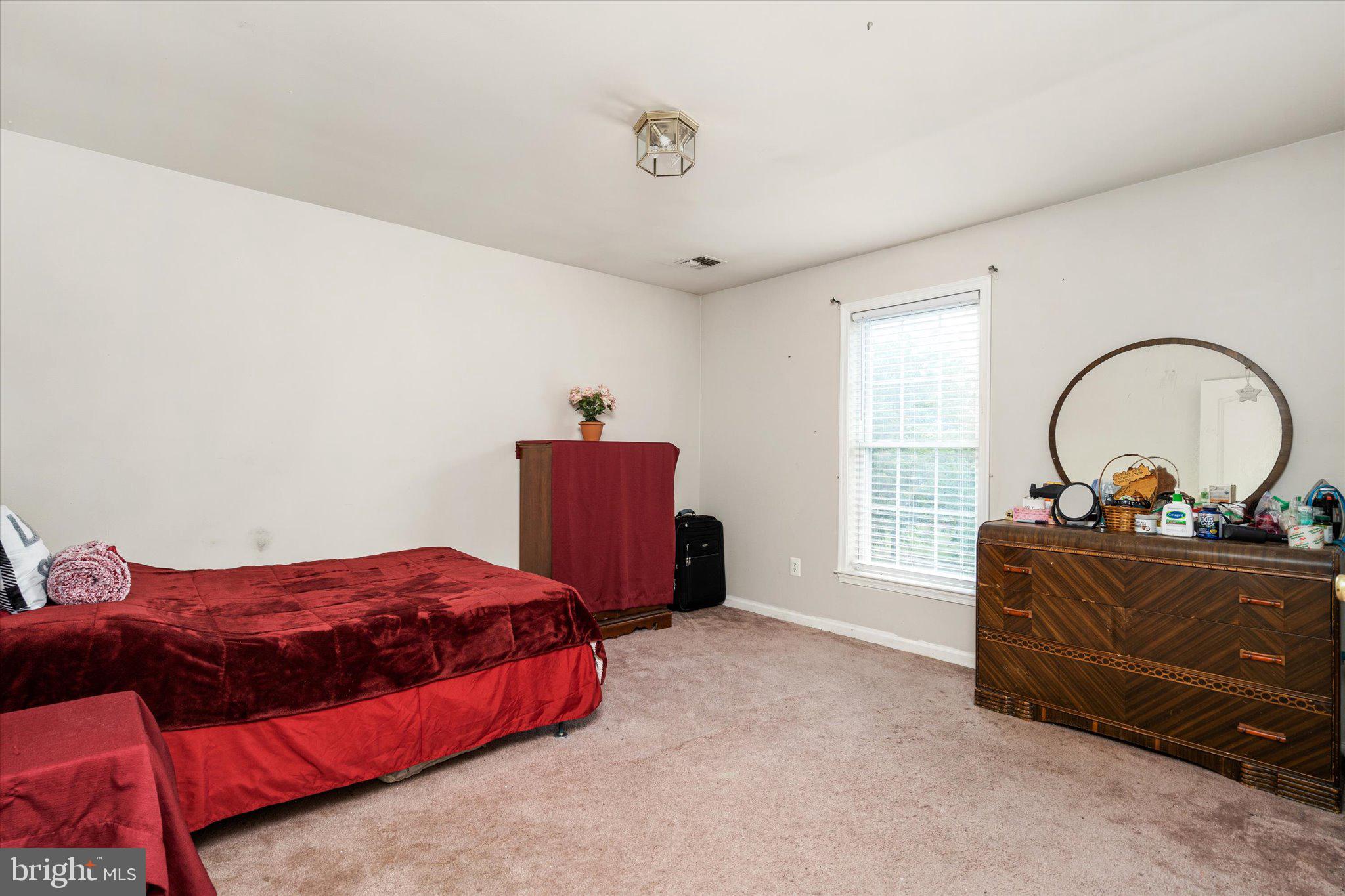 27 Compton Drive East Windsor, NJ 08520 - Photo 12 of 21