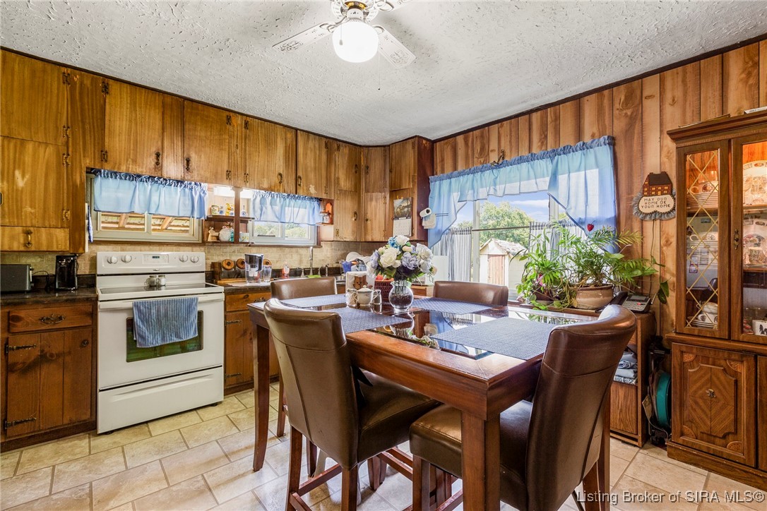 7164 Floyd Street Floyds Knobs, IN 47119 - Photo 18 of 47