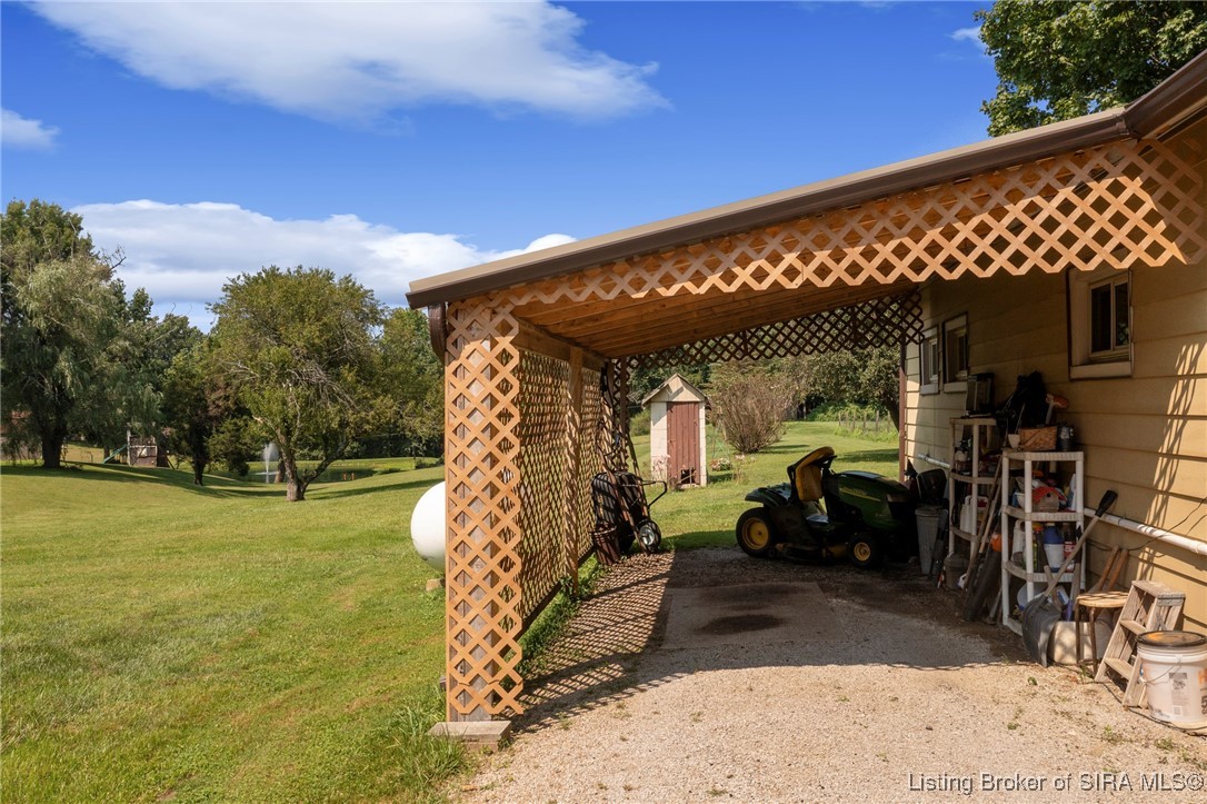 7164 Floyd Street Floyds Knobs, IN 47119 - Photo 10 of 47