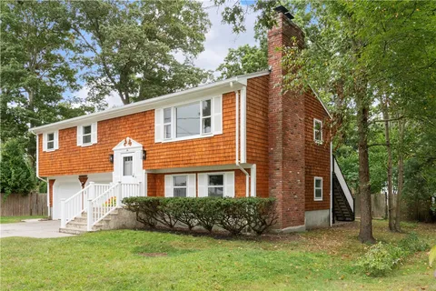$599,000 | 6 Acre Avenue, Barrington, RI 02806