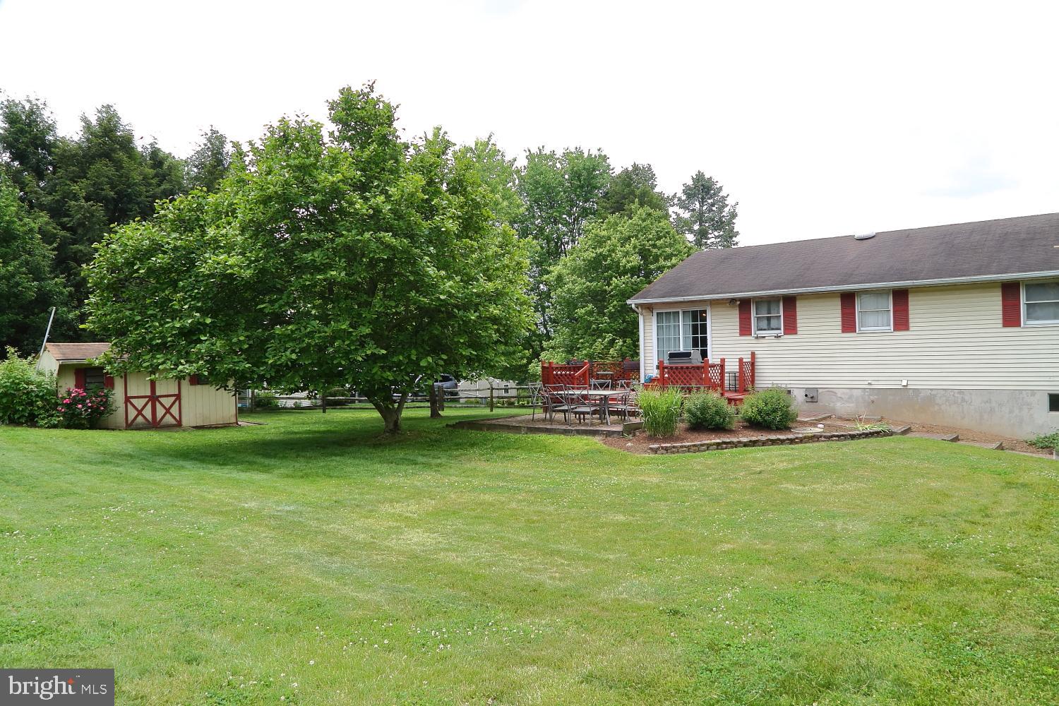 1210 West Lexington Road Manheim, PA 17545 - Photo 20 of 22 Rear