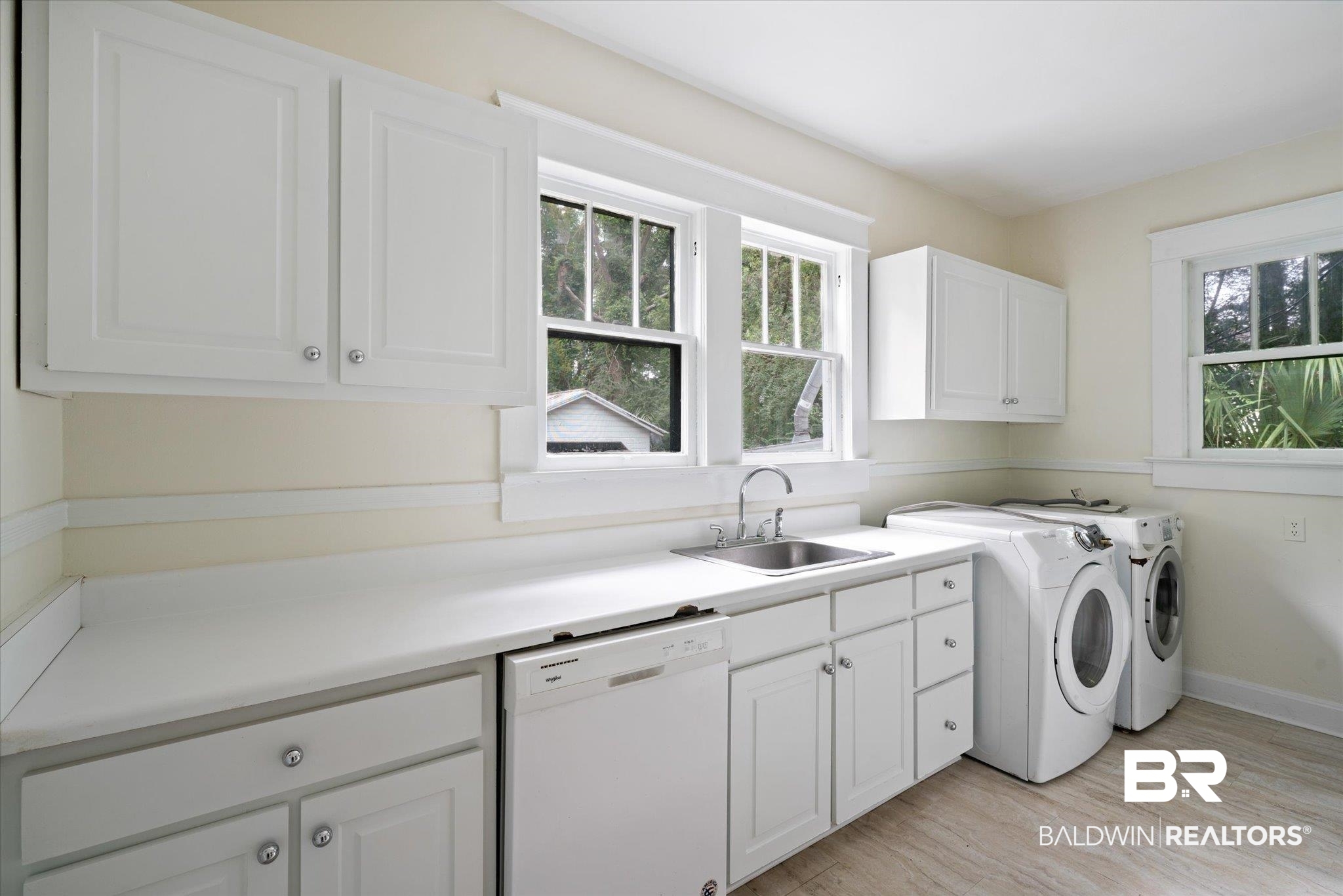 1506 Monroe Street Mobile, AL 36604 - Photo 8 of 22