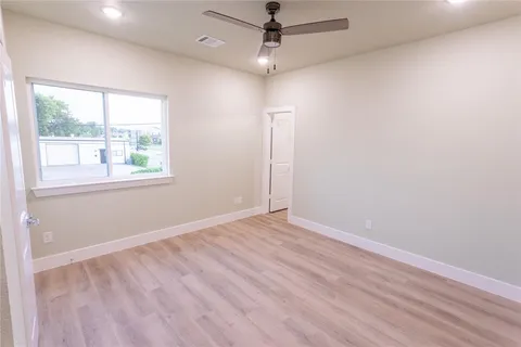 $674,500 | 2945 Gordon Avenue, Fort Worth, TX 76110