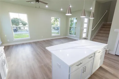 $674,500 | 2945 Gordon Avenue, Fort Worth, TX 76110