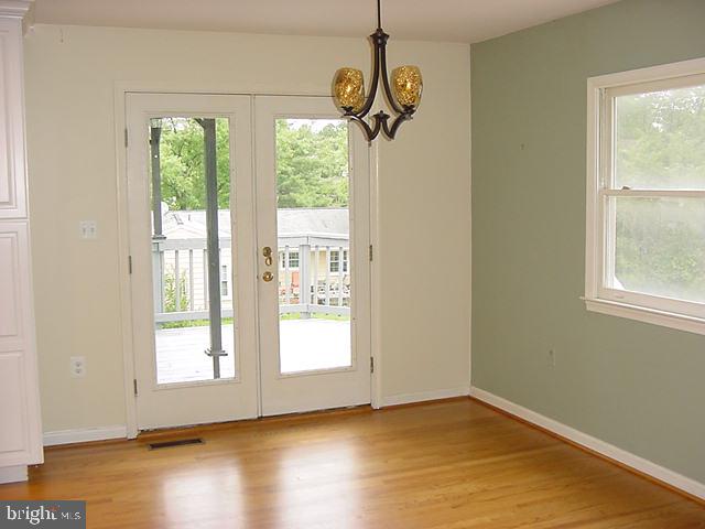 209 Williamsburg Road Sterling, VA 20164 - Photo 10 of 37 Dining Room