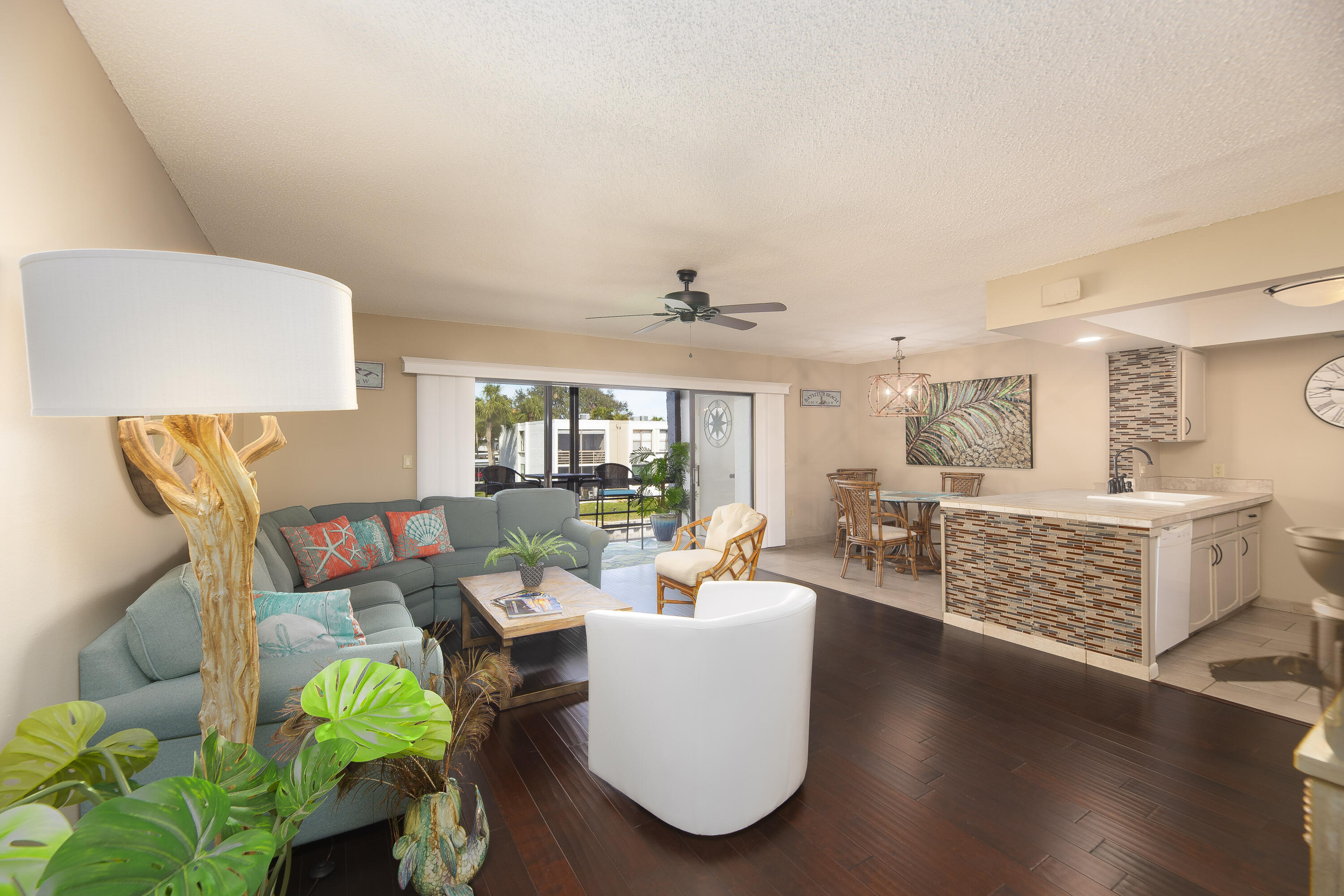 1950 Southwest Palm City Road, Unit 2206 Stuart, FL 34994 - Photo 5 of 29 Image4