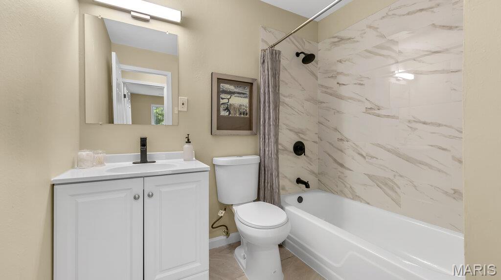 12597 Fee Fee Road St. Louis, MO 63146 - Photo 17 of 22