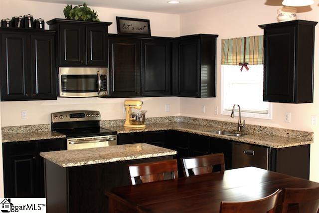 115 Salthouse Road Simpsonville, SC 29680 - Photo 5 of 27 Gallery Image 5