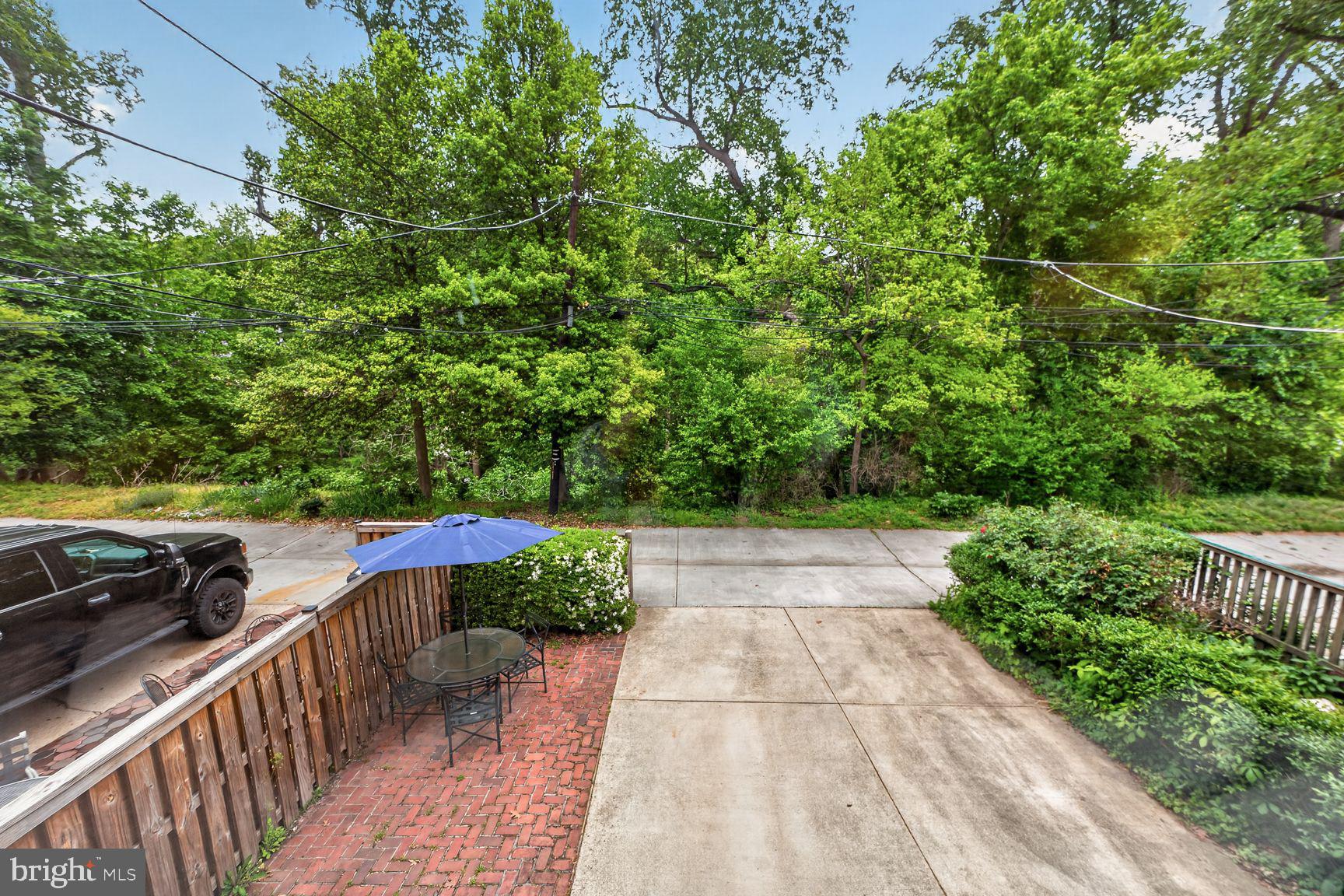 1605 44th Street Northwest Washington, DC 20007 - Photo 26 of 29