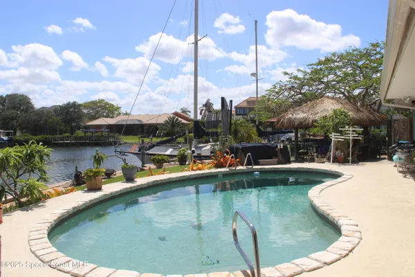 $3,000 | 488 Cardinal Drive, Satellite Beach, FL 32937