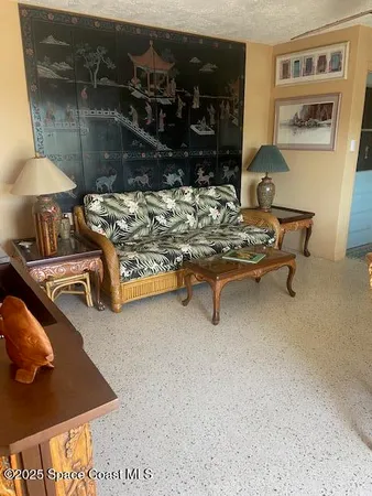 $3,000 | 488 Cardinal Drive, Satellite Beach, FL 32937