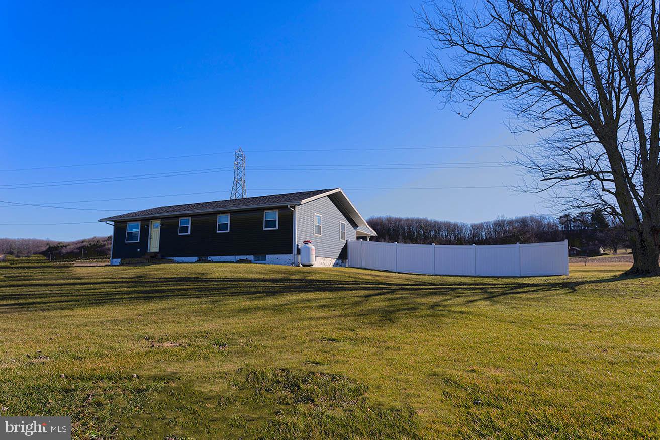 1216 Long Run Road Schuylkill Haven, PA 17972 - Photo 3 of 31 Gallery Image 3