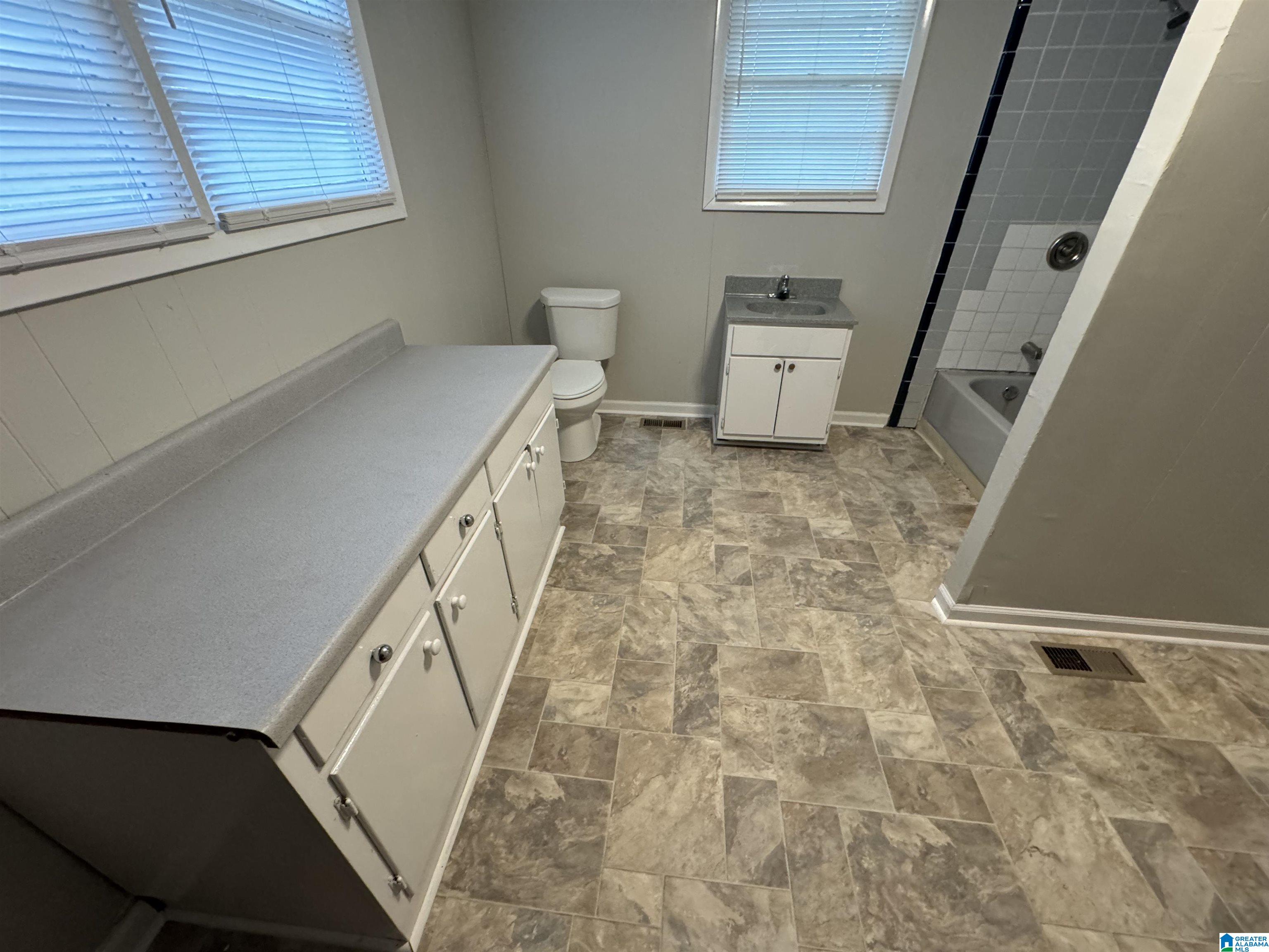 5295 Snowville Brent Road Dora, AL 35062 - Photo 10 of 13