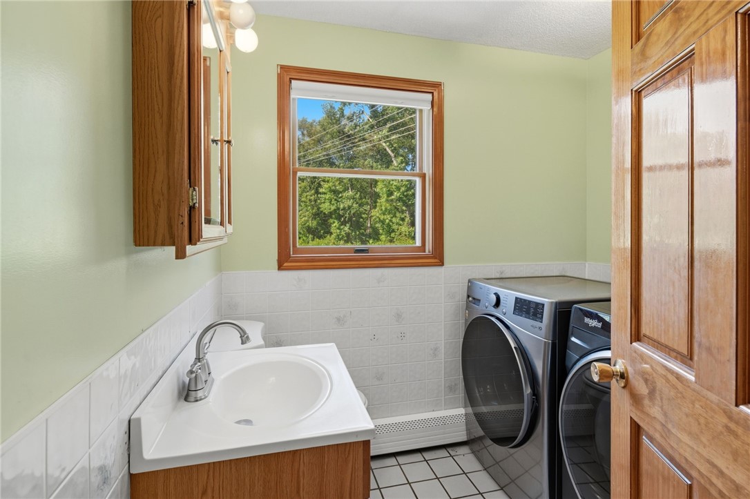 655 Saugatucket Road South Kingstown, RI 02879 - Photo 19 of 50 1st floor half bath and laundry