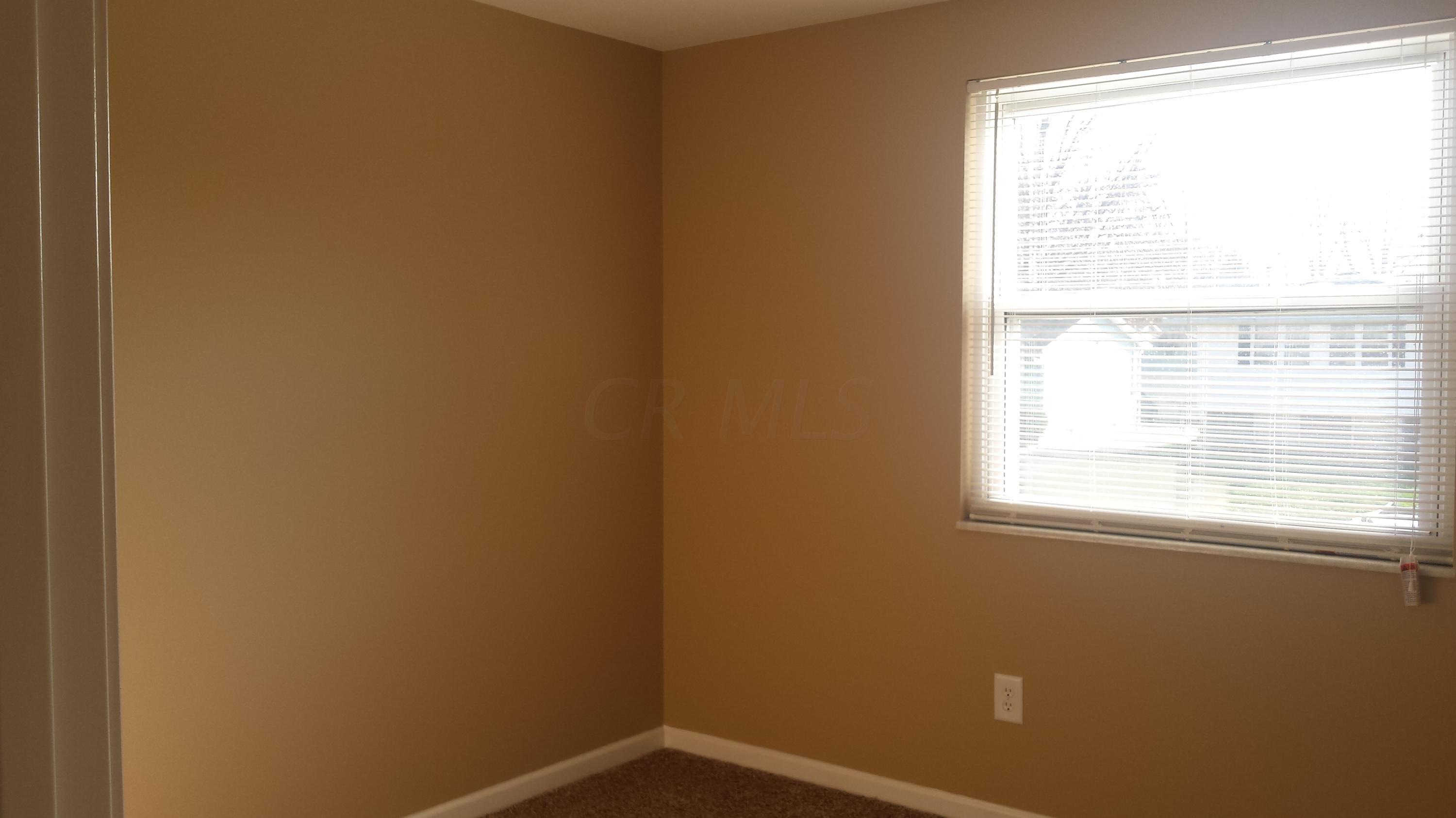 2064 Tupsfield Road Columbus, OH 43229 - Photo 10 of 13 Gallery Image 10